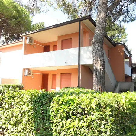 Διαμέρισμα Cozy Flat In A With Garden *
