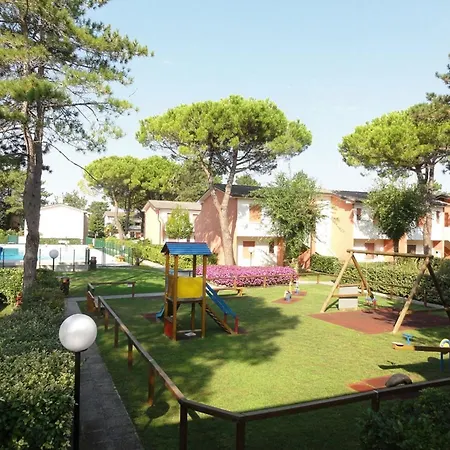 Διαμέρισμα Cozy Flat In A With Garden Μπιμπιόνε